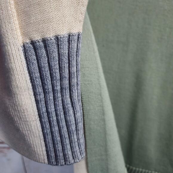 COS Oversized Tutleneck Wool Sweater Green Cream Colorblock Size XS - Picture 4 of 7